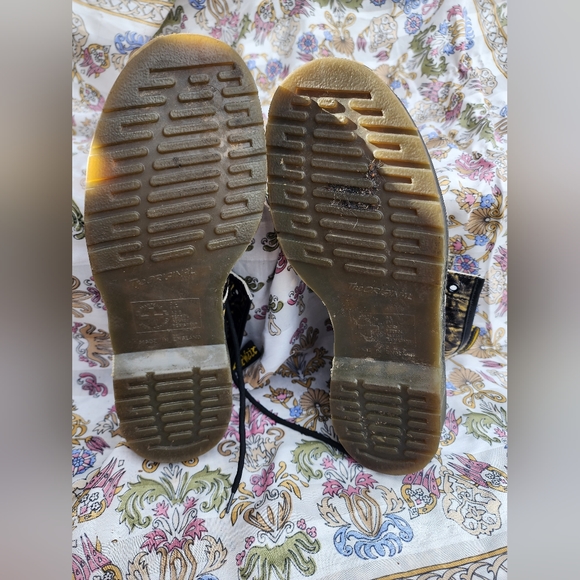 Vintage, made in England, tie dye, dr. Martens 8 eye boots - Picture 3 of 4